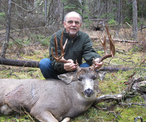 Mule Deer Hunting - BC, Canada Hunting Trips - Fraser River Outfitters